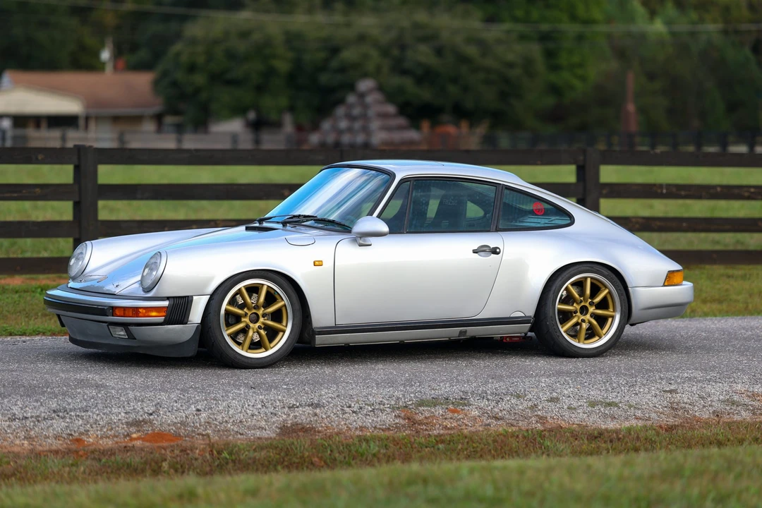 1988 Porsche 911 Carrera 3.2 - Image 7 of 31