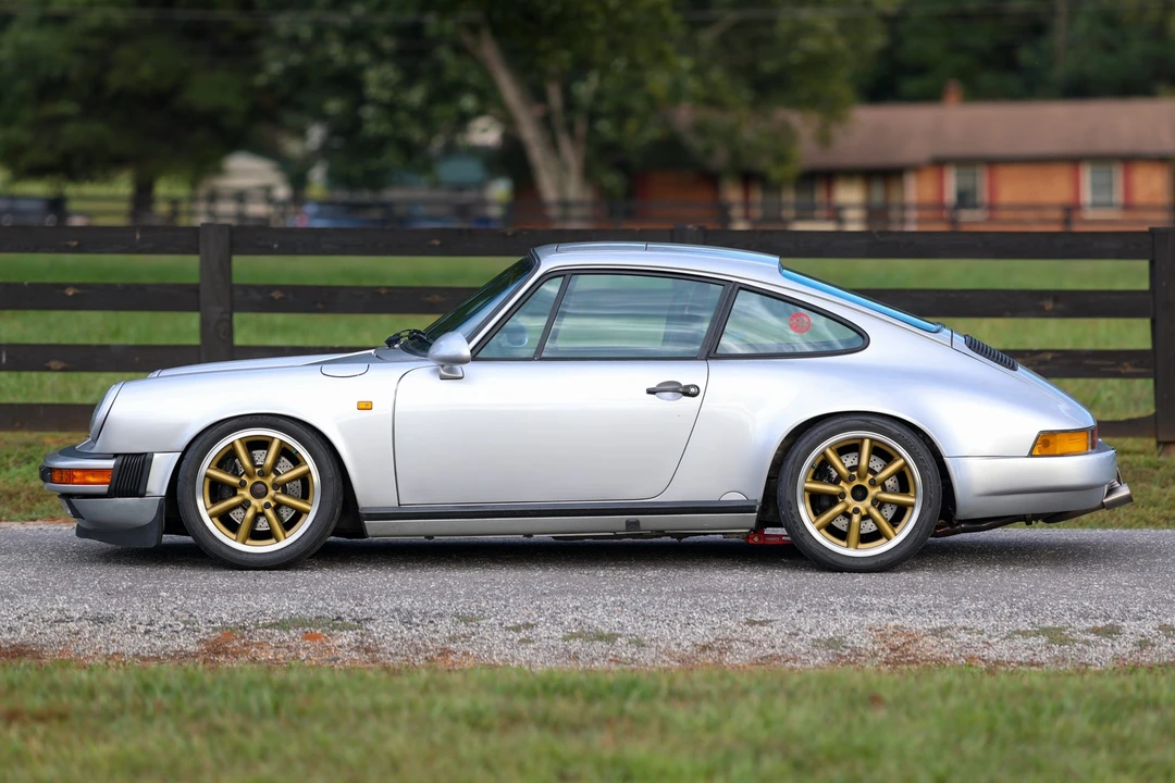 1988 Porsche 911 Carrera 3.2 - Image 9 of 31
