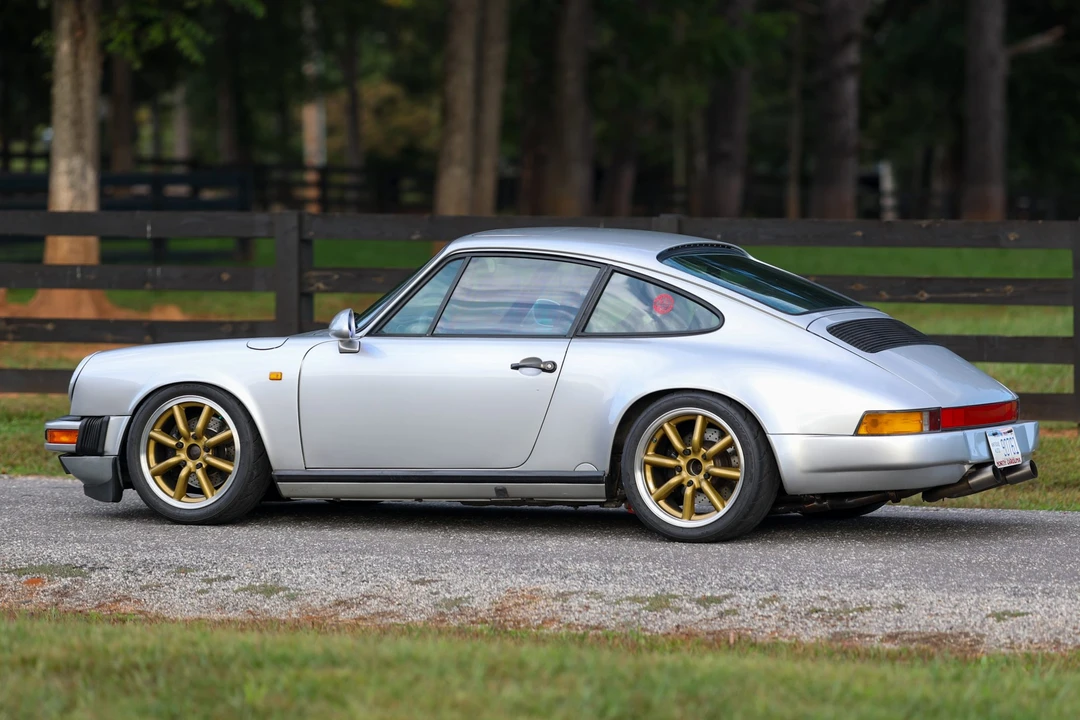 1988 Porsche 911 Carrera 3.2 - Image 11 of 31