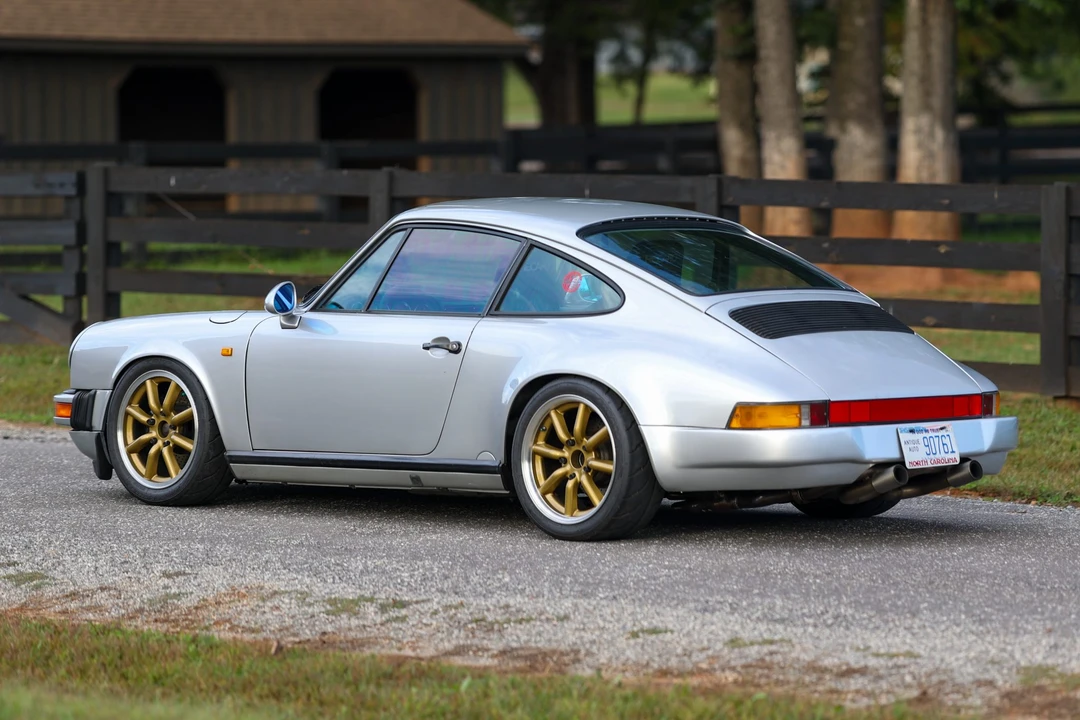 1988 Porsche 911 Carrera 3.2 - Image 13 of 31
