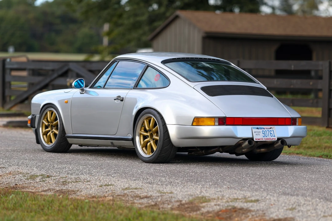 1988 Porsche 911 Carrera 3.2 - Image 14 of 31