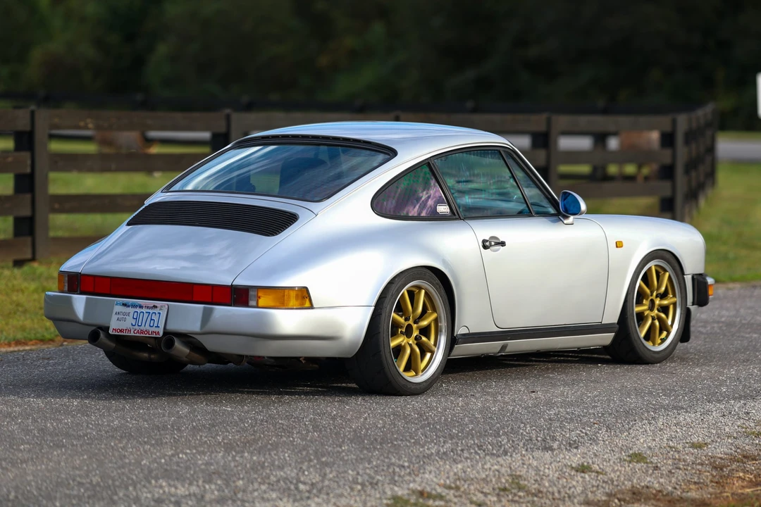 1988 Porsche 911 Carrera 3.2 - Image 20 of 31
