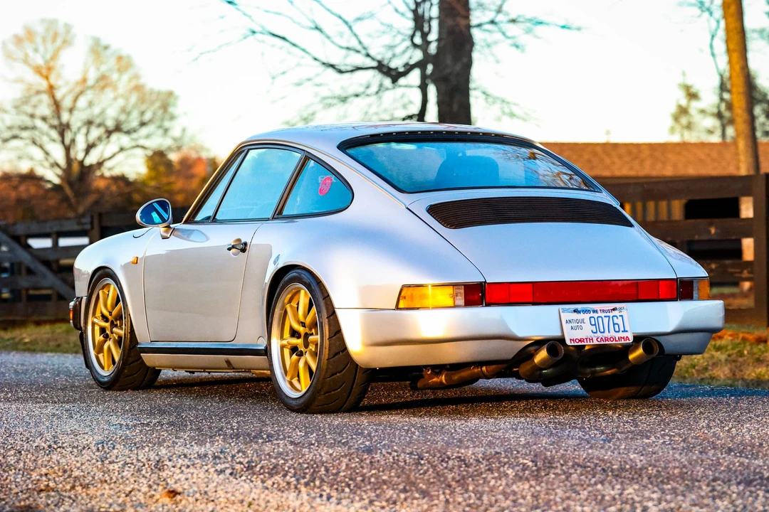 1988 Porsche 911 Carrera 3.2 - Image 12 of 31