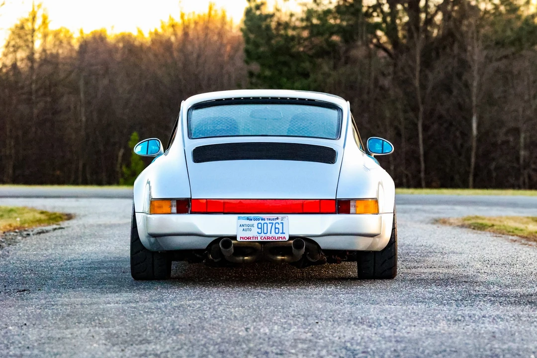 1988 Porsche 911 Carrera 3.2 - Image 21 of 31
