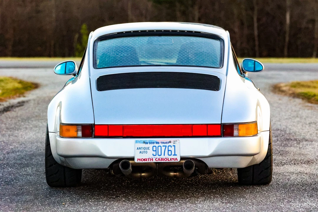 1988 Porsche 911 Carrera 3.2 - Image 19 of 31