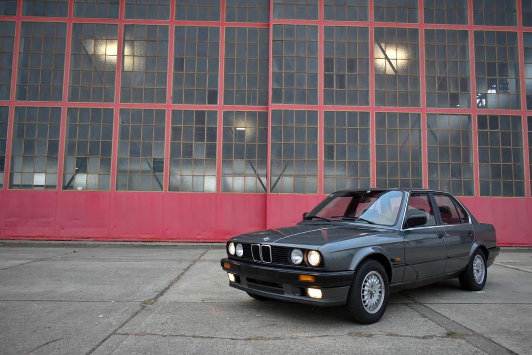 1990 BMW E30 3 Series - Image 6 of 31