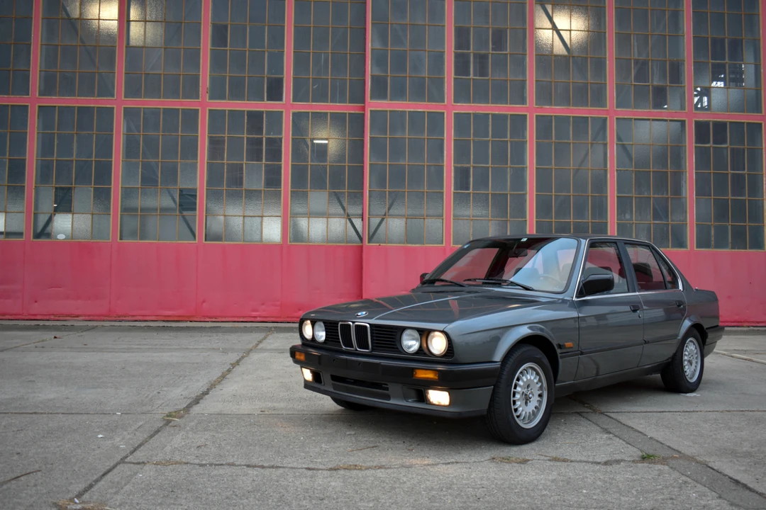 1990 BMW E30 3 Series - Image 15 of 31