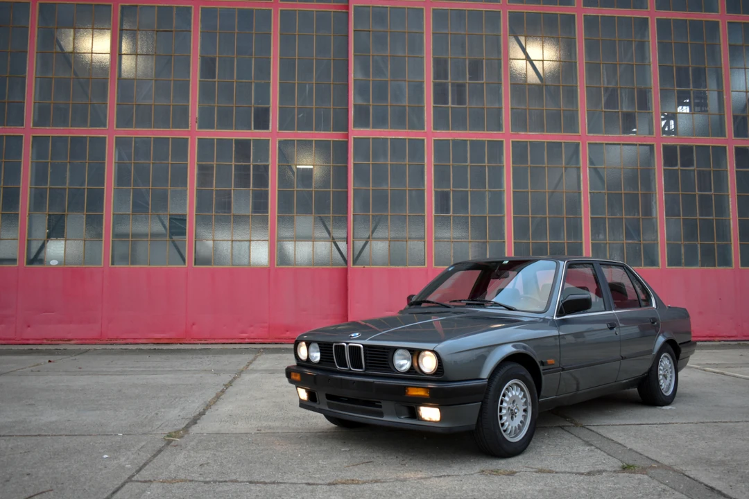 1990 BMW E30 3 Series - Image 16 of 31