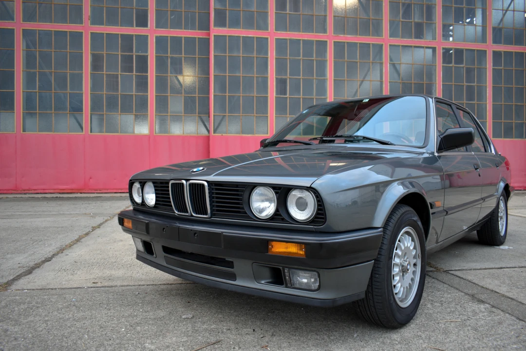 1990 BMW E30 3 Series - Image 2 of 31
