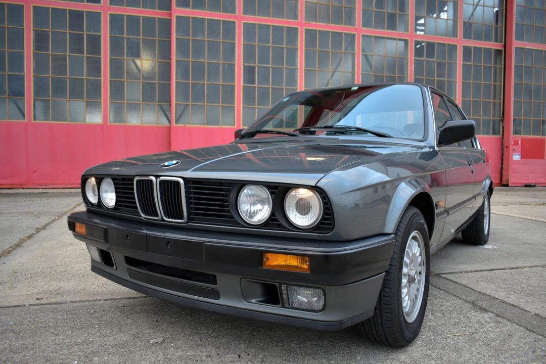 1990 BMW E30 3 Series - Image 3 of 31