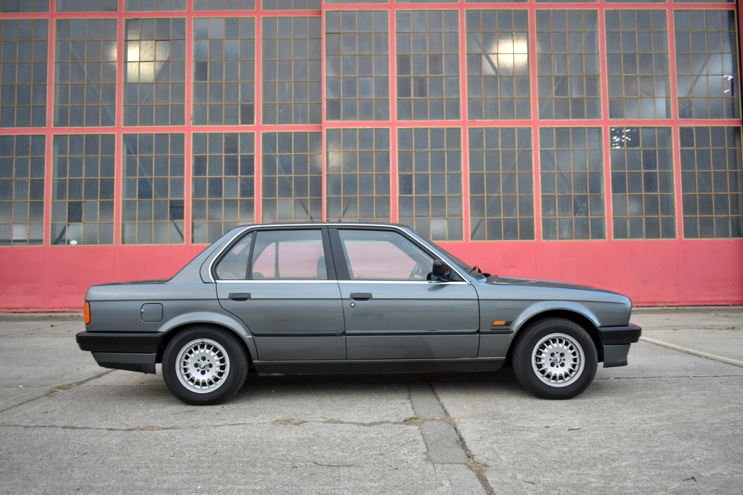 1990 BMW E30 3 Series - Image 28 of 31