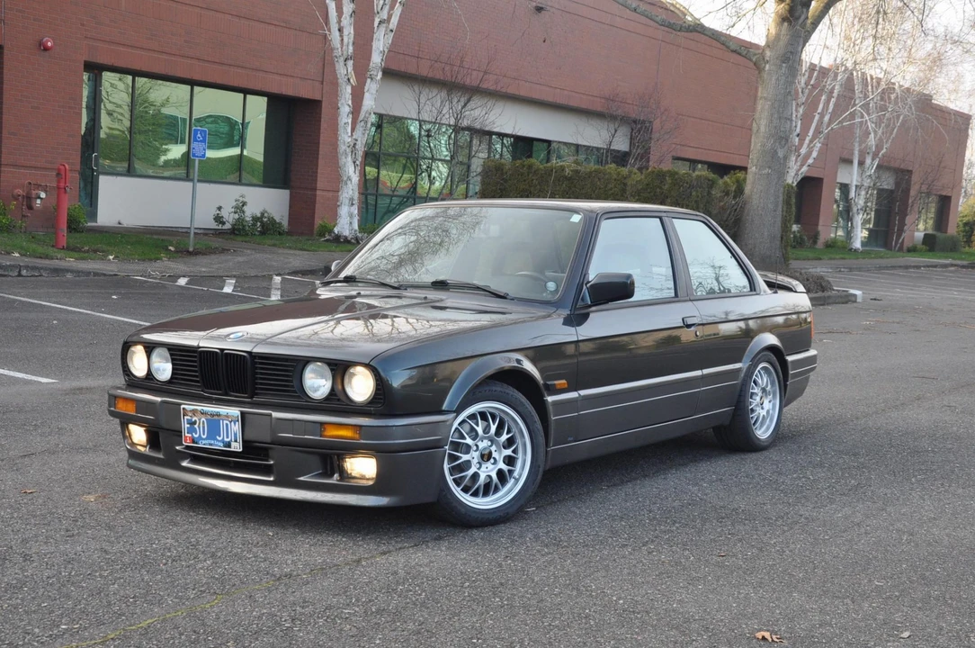 1990 BMW E30 3 Series - Image 4 of 31