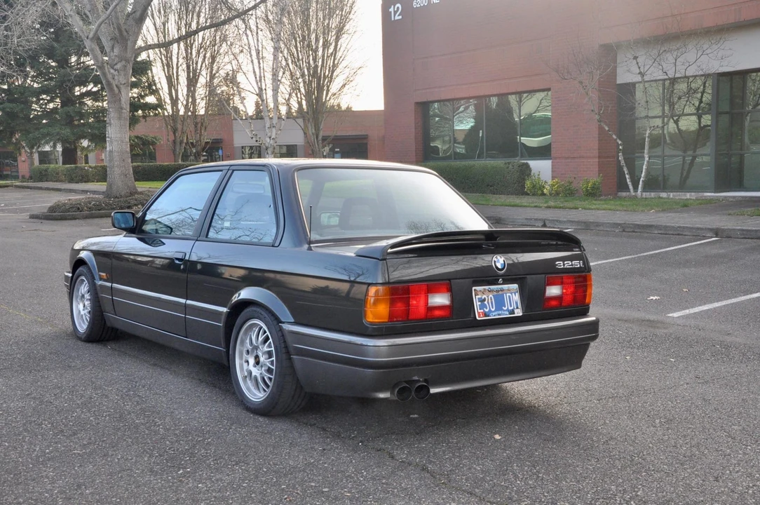 1990 BMW E30 3 Series - Image 16 of 31
