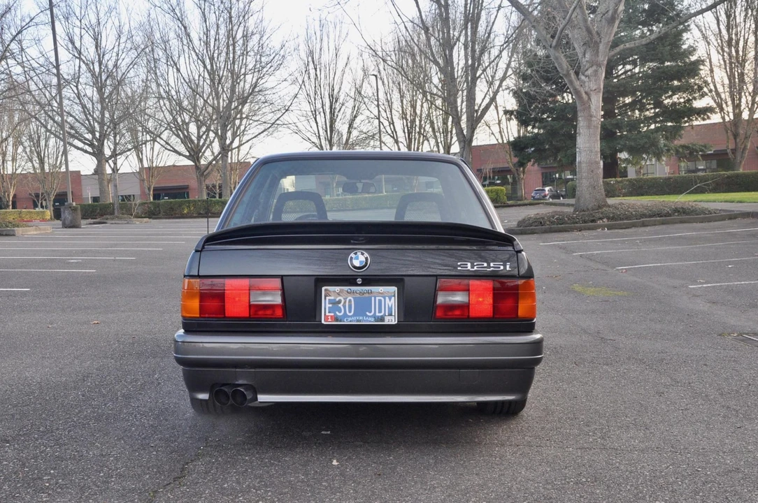 1990 BMW E30 3 Series - Image 14 of 31