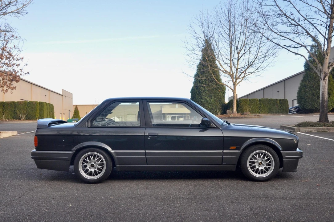 1990 BMW E30 3 Series - Image 12 of 31