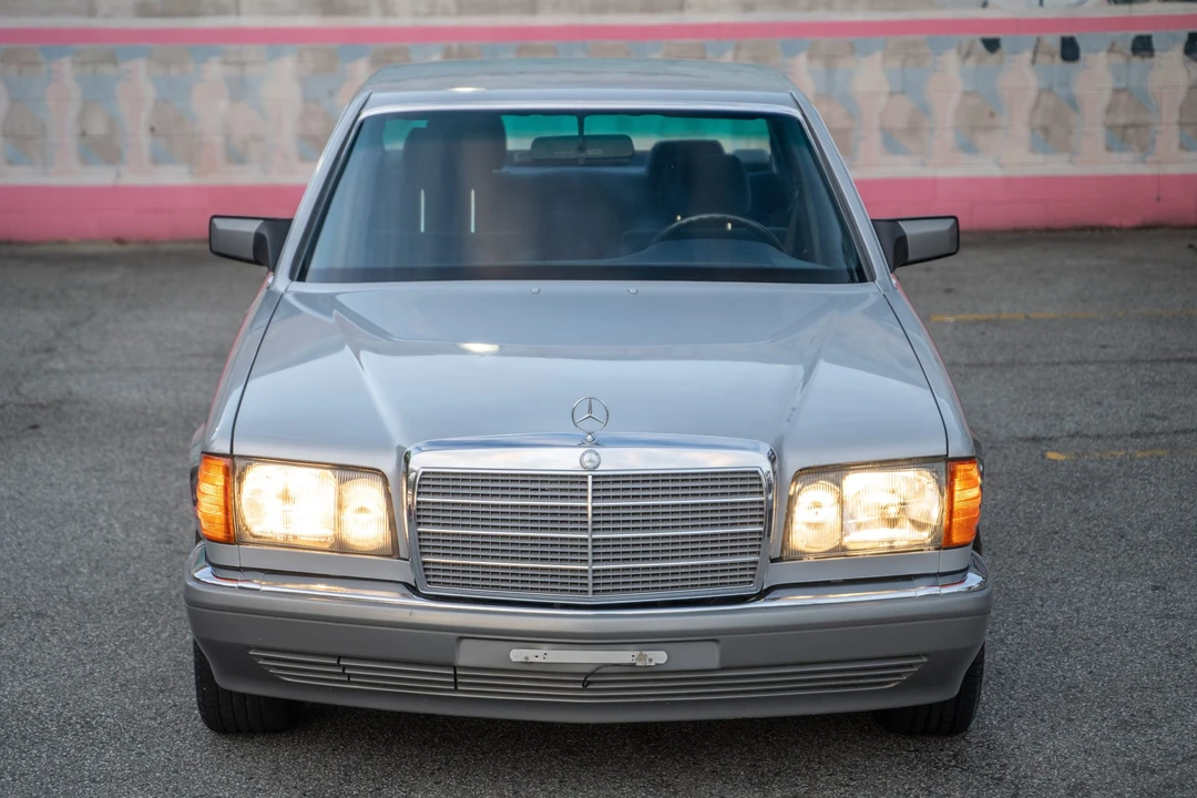 1990 Mercedes-Benz W126 S-Class Sedan - Image 12 of 31
