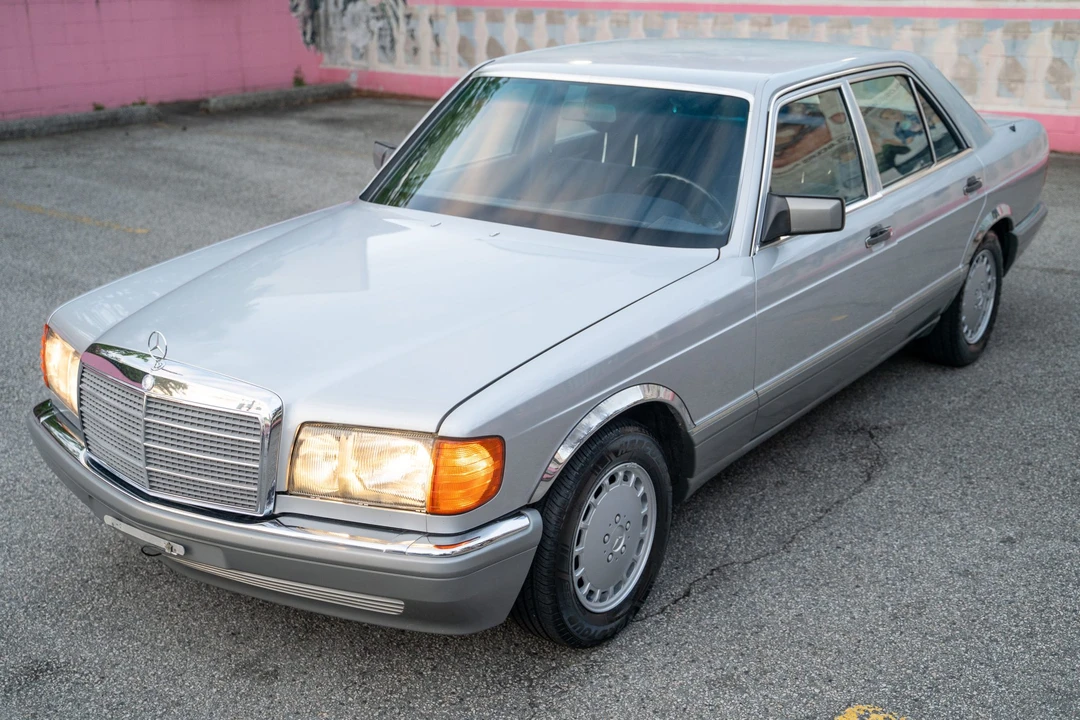 1990 Mercedes-Benz W126 S-Class Sedan - Image 10 of 31
