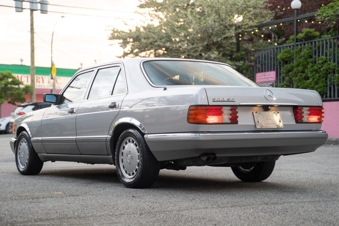 1990 Mercedes-Benz W126 S-Class Sedan - Image 31 of 31