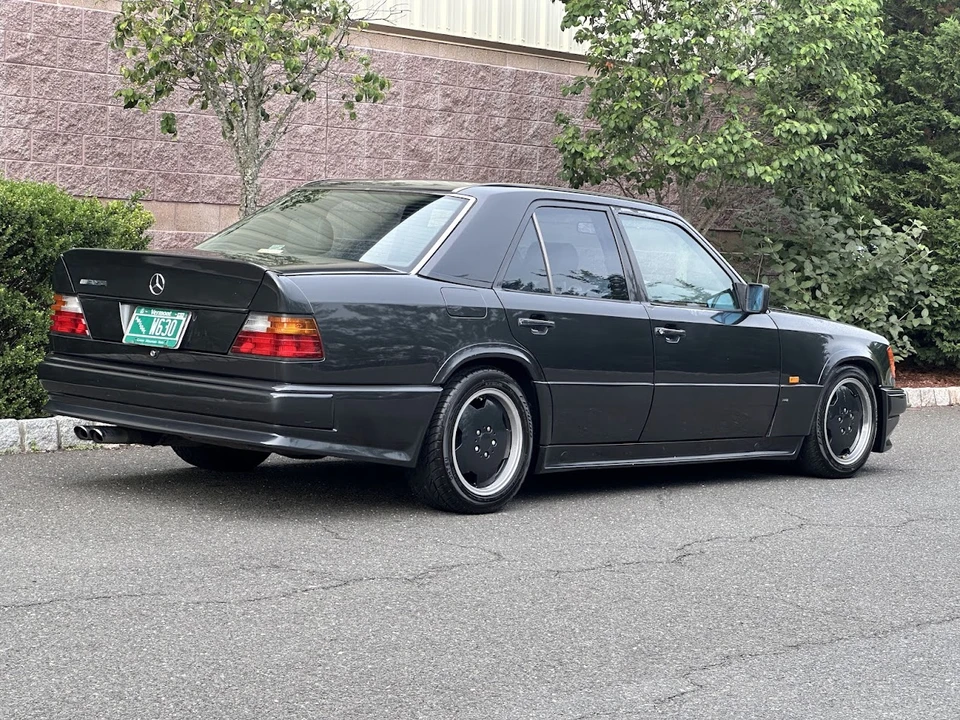 1991 Mercedes-Benz W124 E-Class - Image 12 of 31
