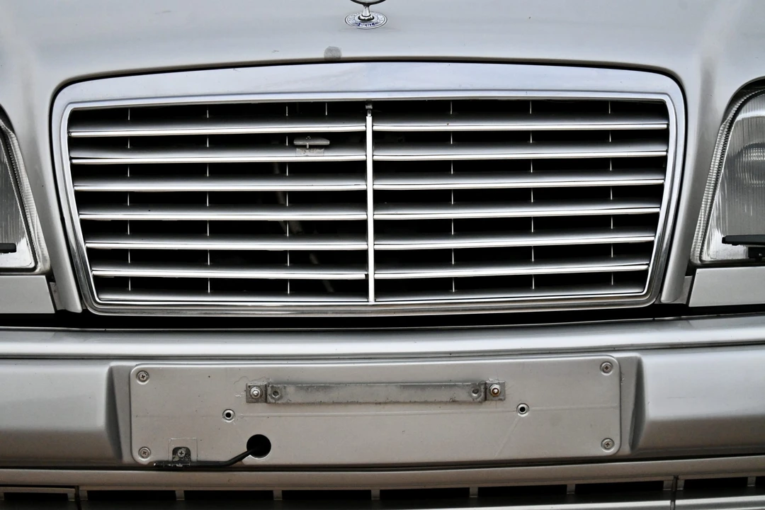 1991 Mercedes-Benz W124 E-Class - Image 25 of 31