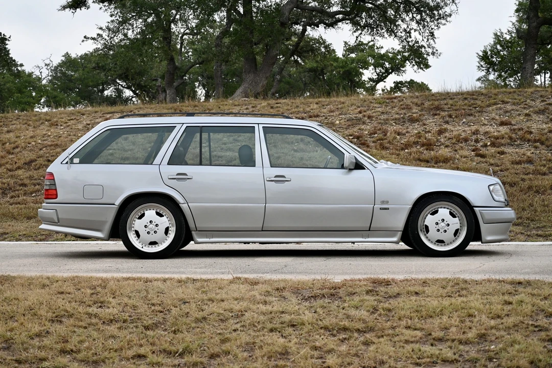1991 Mercedes-Benz W124 E-Class - Image 12 of 31