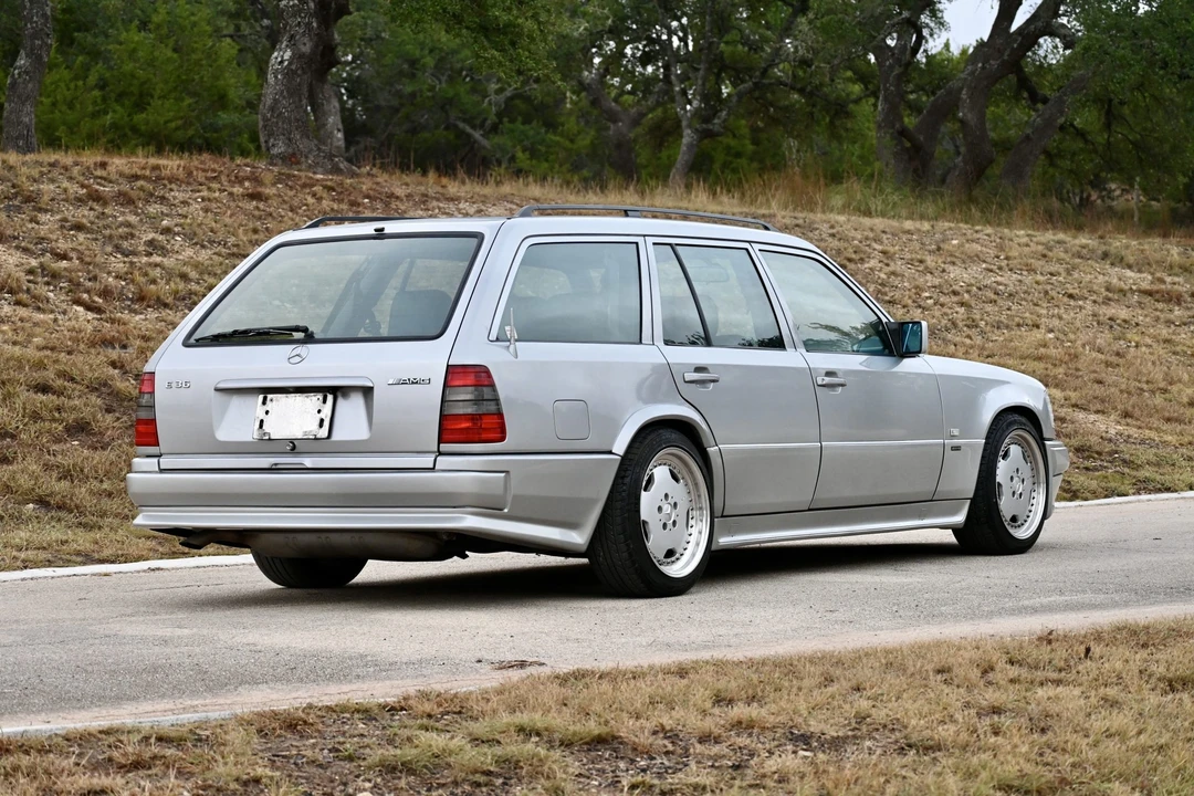 1991 Mercedes-Benz W124 E-Class - Image 11 of 31