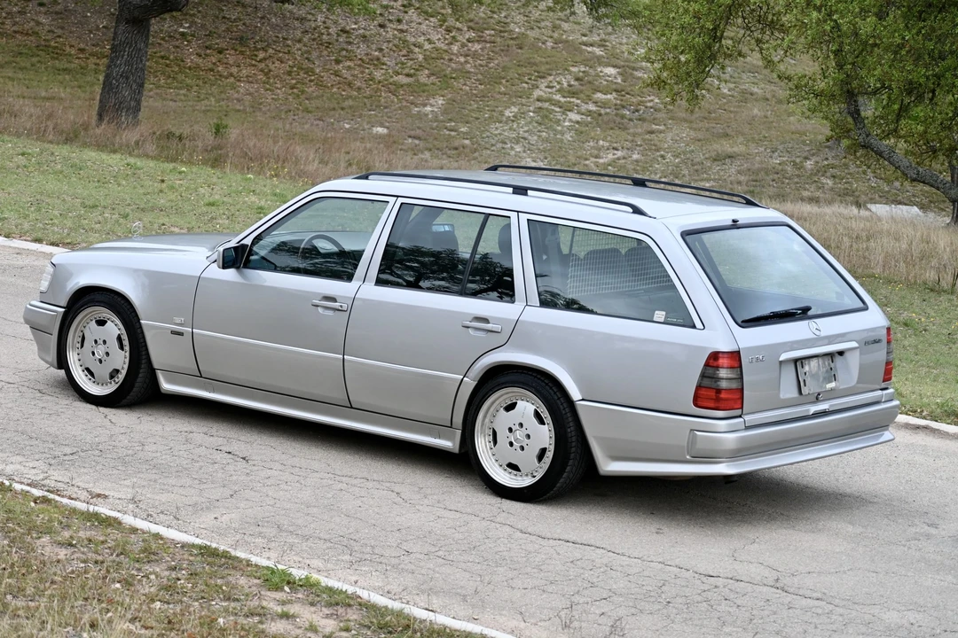 1991 Mercedes-Benz W124 E-Class - Image 12 of 31