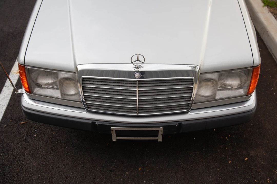 1992 Mercedes-Benz W124 E-Class - Image 12 of 31