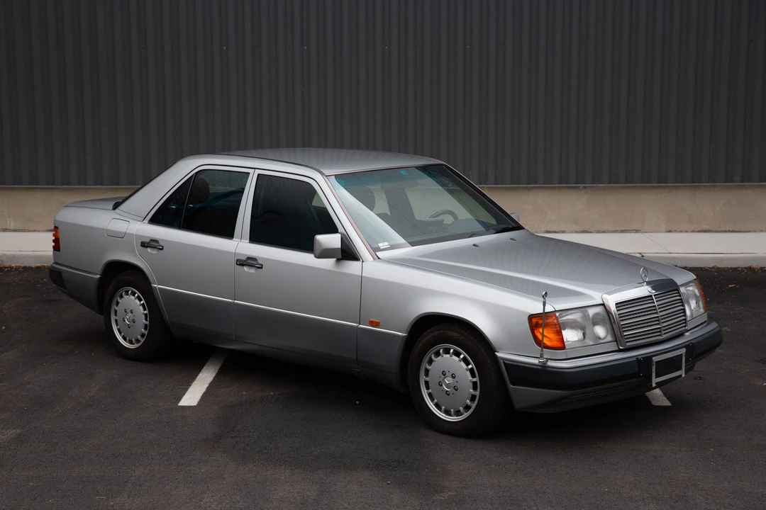 1992 Mercedes-Benz W124 E-Class - Image 11 of 31