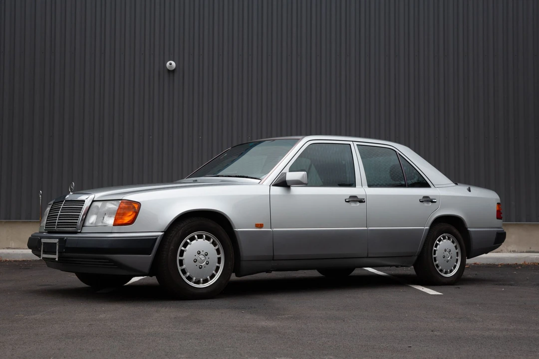 1992 Mercedes-Benz W124 E-Class - Image 4 of 31