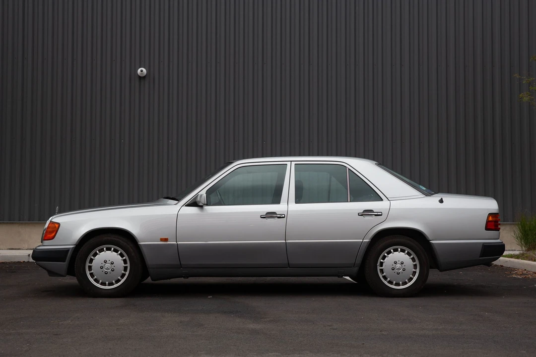 1992 Mercedes-Benz W124 E-Class - Image 5 of 31