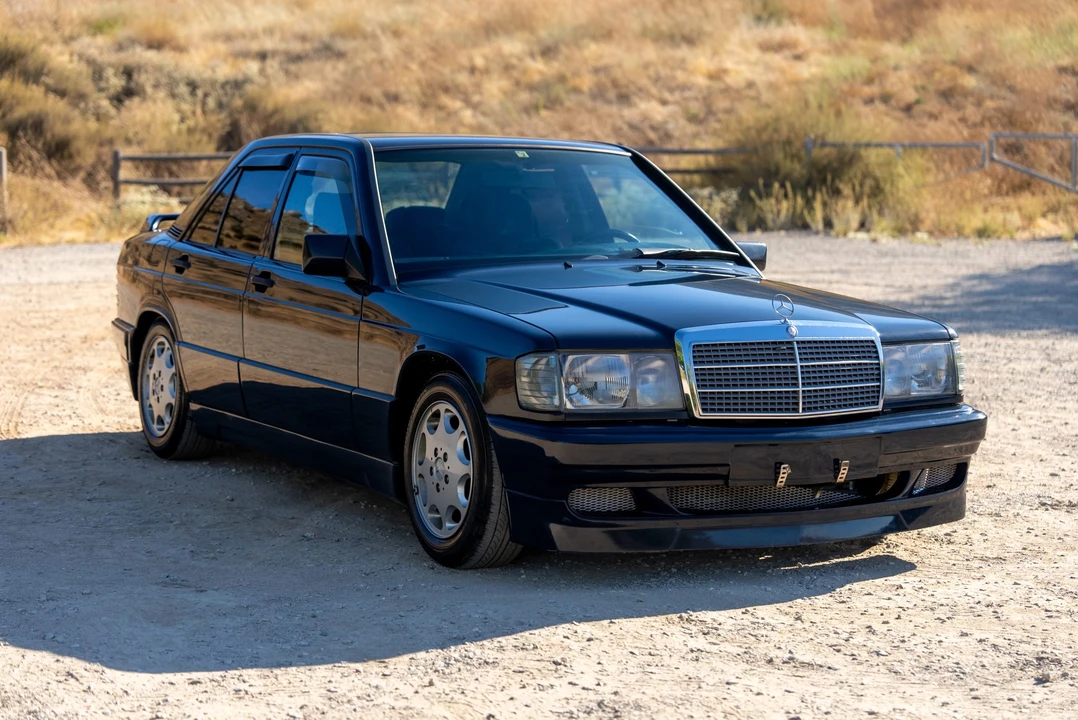 1993 Mercedes-Benz 190E - Image 14 of 31