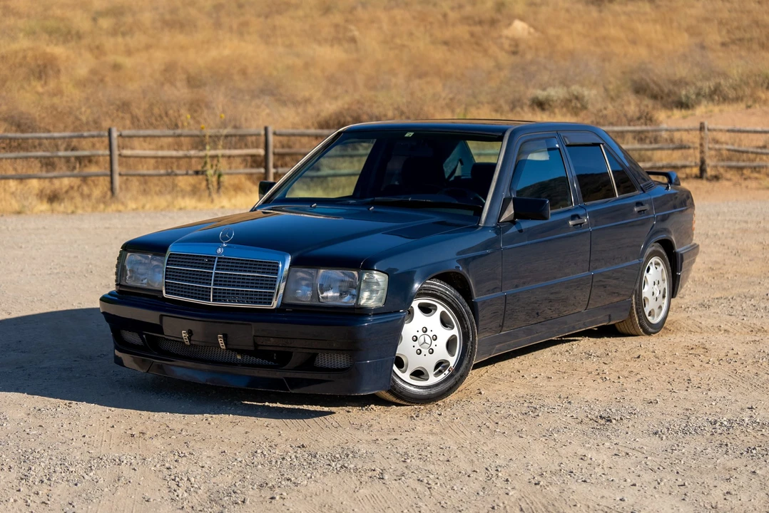 1993 Mercedes-Benz 190E - Image 7 of 31
