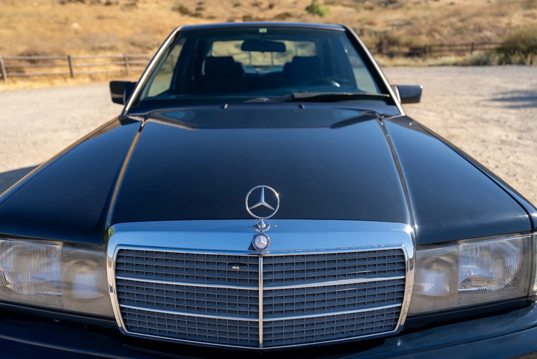 1993 Mercedes-Benz 190E - Image 19 of 31