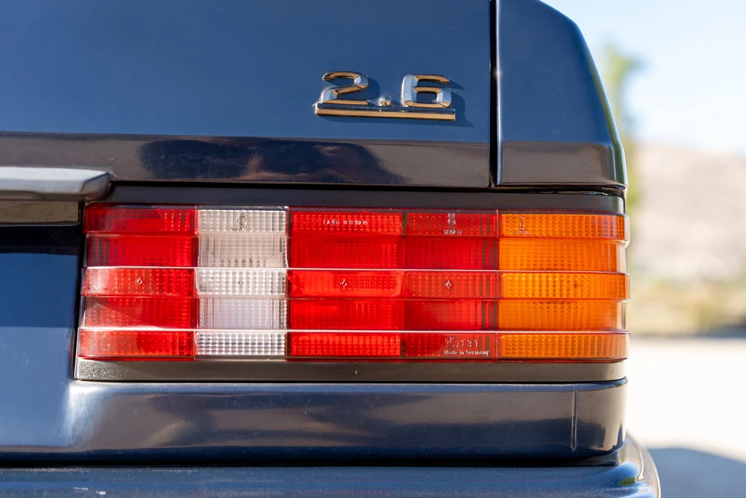 1993 Mercedes-Benz 190E - Image 30 of 31