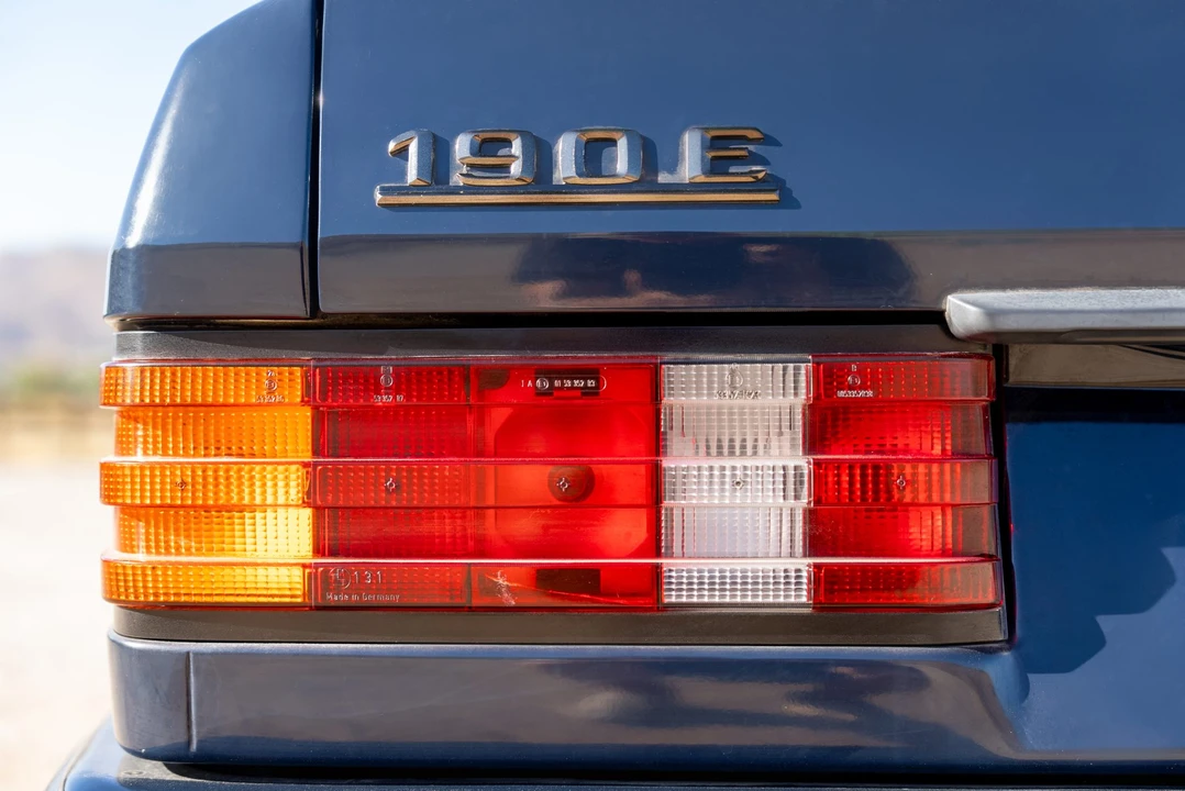 1993 Mercedes-Benz 190E - Image 29 of 31