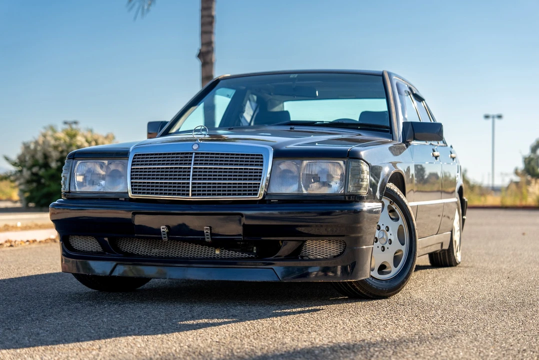 1993 Mercedes-Benz 190E - Image 4 of 31