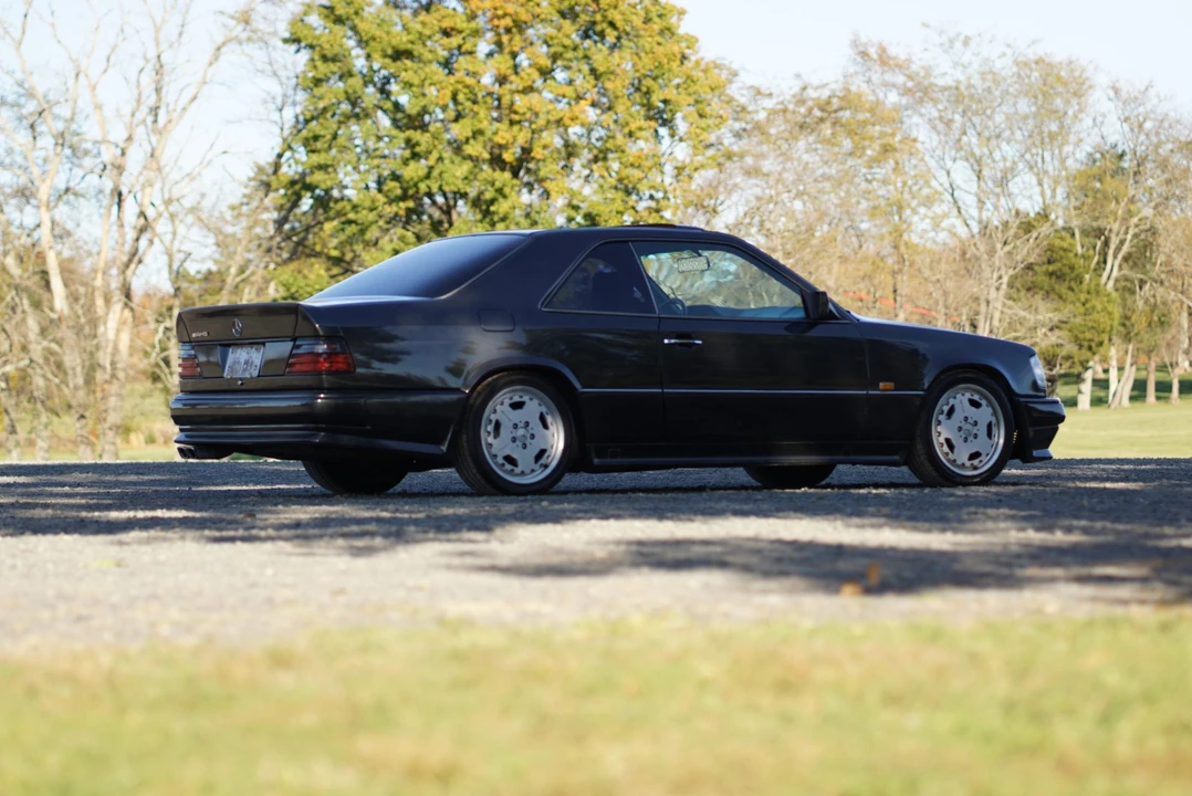 1993 Mercedes-Benz W124 E-Class - Image 6 of 31