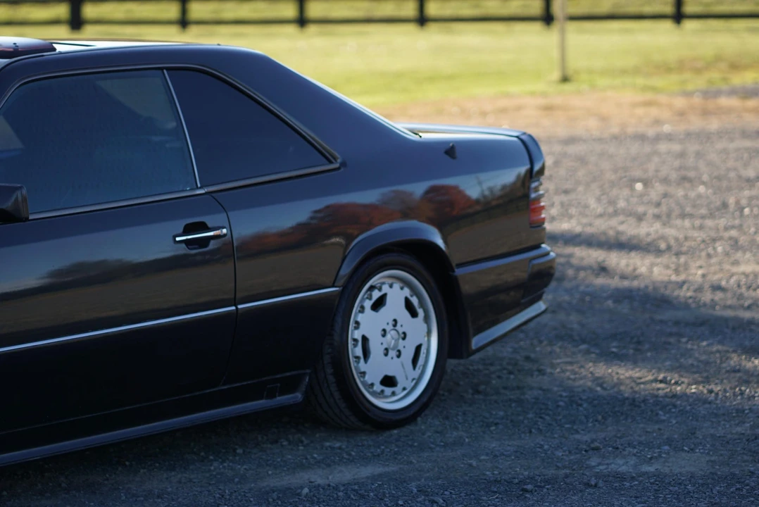 1993 Mercedes-Benz W124 E-Class - Image 24 of 31