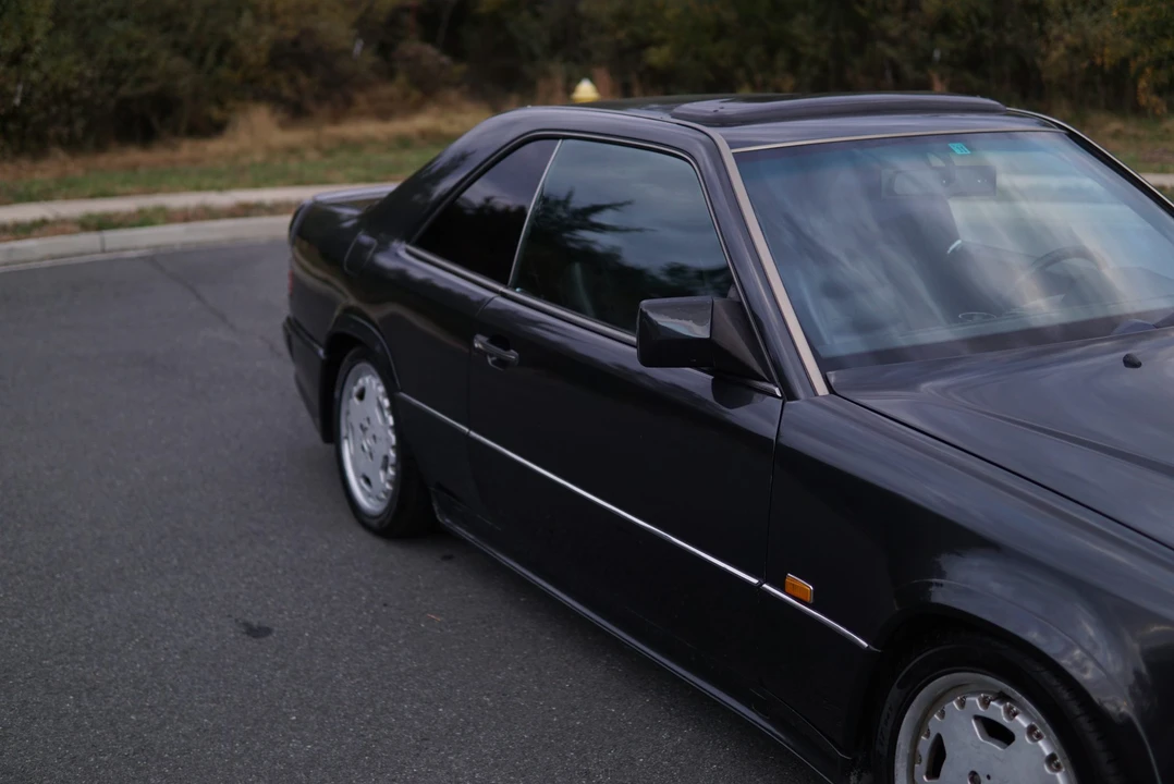 1993 Mercedes-Benz W124 E-Class - Image 28 of 31