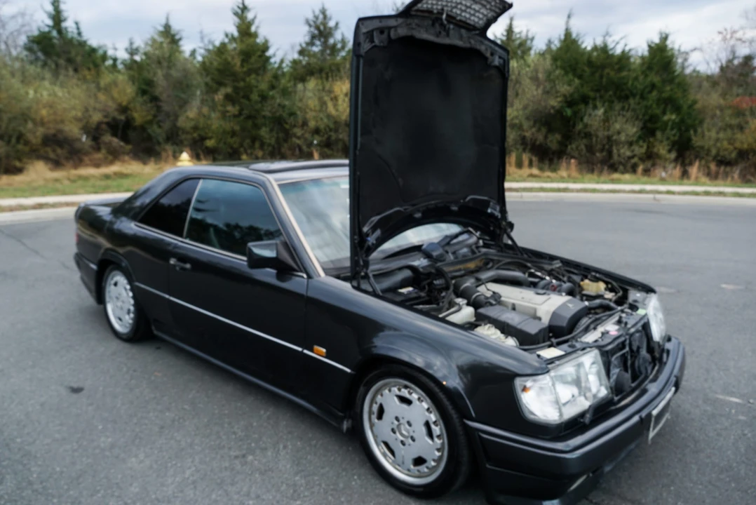 1993 Mercedes-Benz W124 E-Class - Image 15 of 31