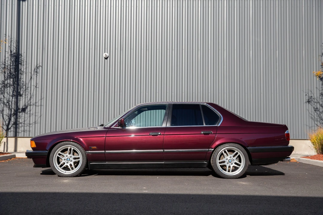 1994 BMW E32 7 Series - Image 6 of 31