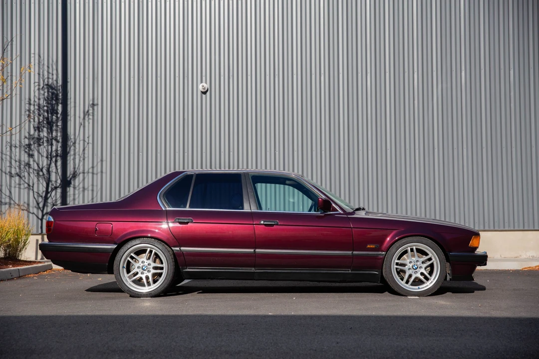 1994 BMW E32 7 Series - Image 11 of 31
