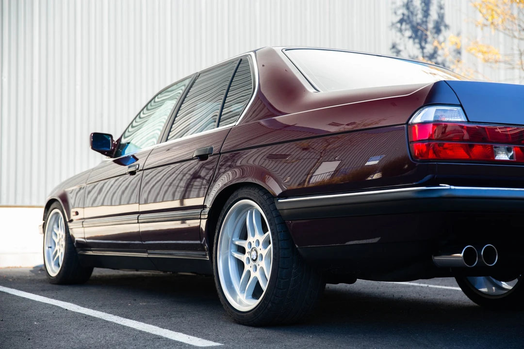 1994 BMW E32 7 Series - Image 23 of 31