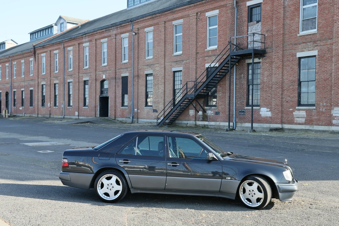 1994 Mercedes-Benz 500E & E500 - Image 17 of 31