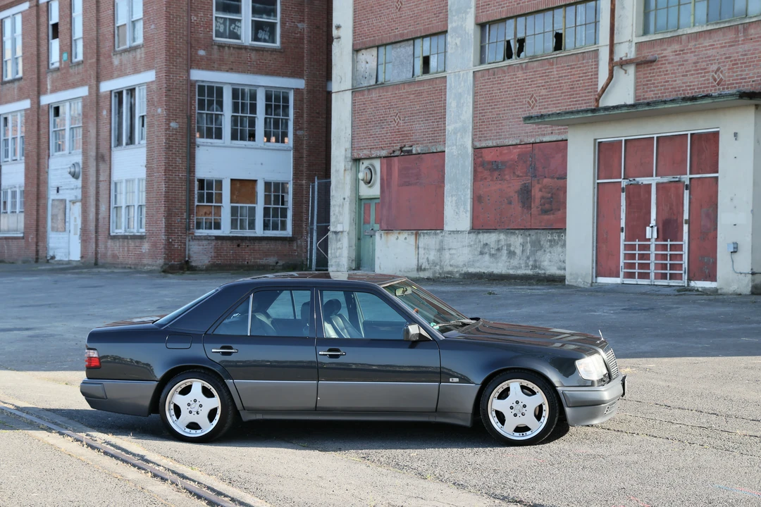 1994 Mercedes-Benz 500E & E500 - Image 18 of 31