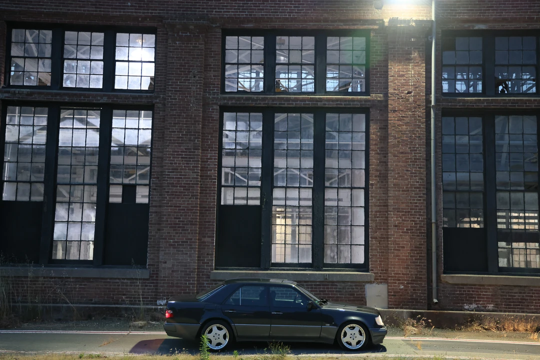 1994 Mercedes-Benz 500E & E500 - Image 19 of 31