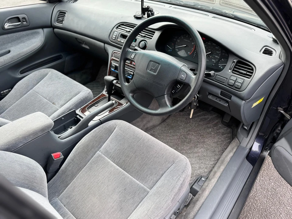1995 Honda Accord 5th Gen - Image 18 of 31
