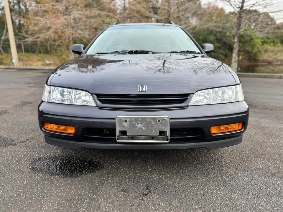 1995 Honda Accord 5th Gen - Image 7 of 31