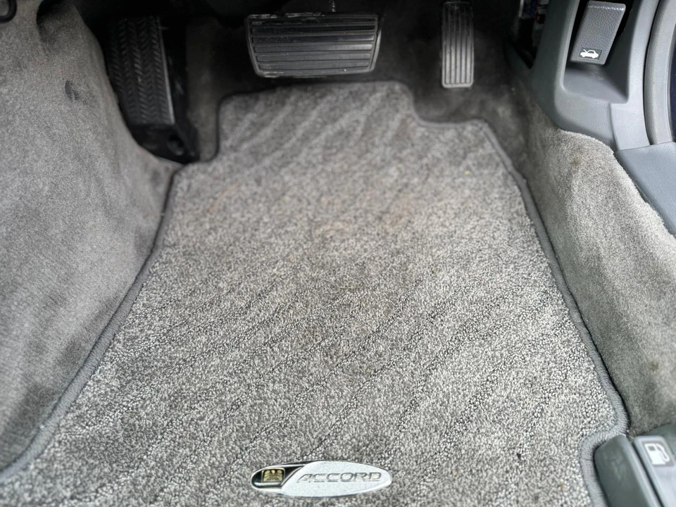 1995 Honda Accord 5th Gen - Image 27 of 31